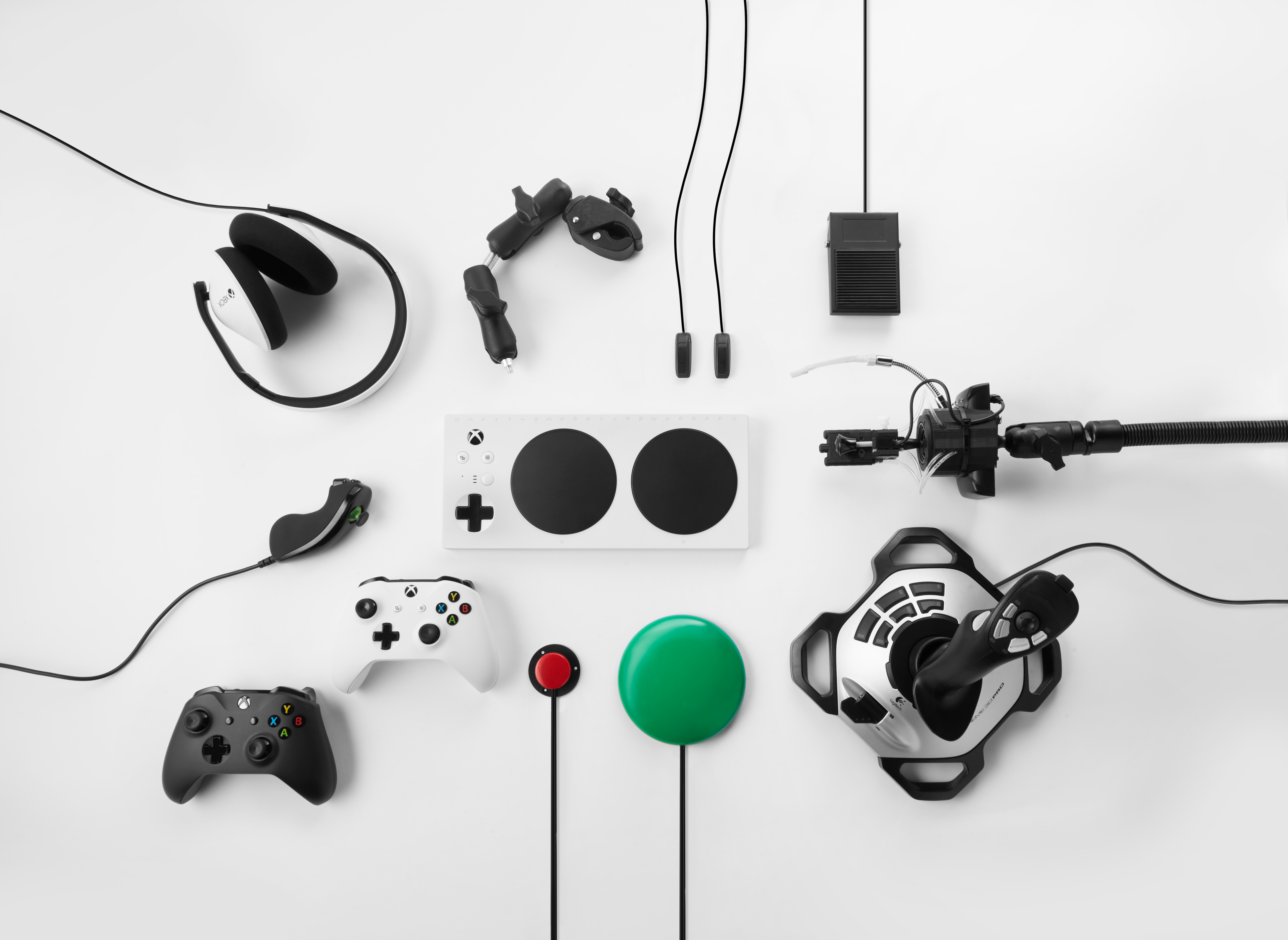 Xbox-Adaptive-Controller-235